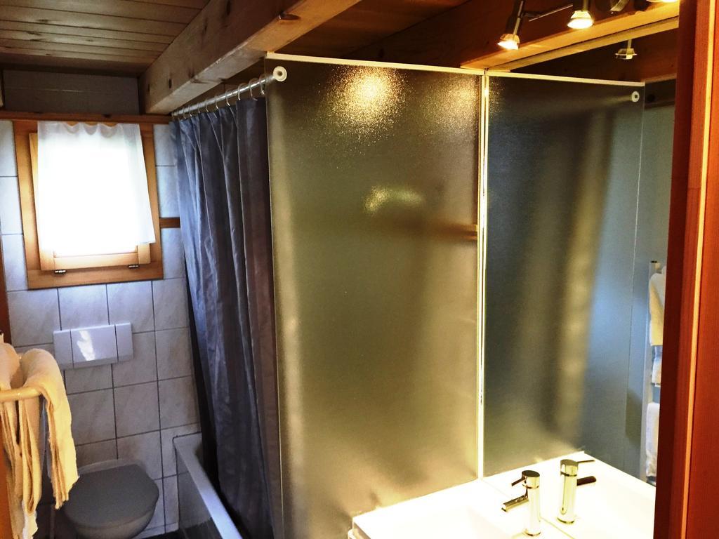 Alpen Chalet Kandersteg Habitación foto